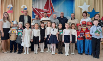 Святое дело - Родине служить Святое дело - Родине служить.