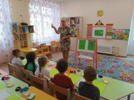 Открытое занятие, на тему: "Разноцветный мир". Открытое занятие, на тему: "Разноцветный мир".